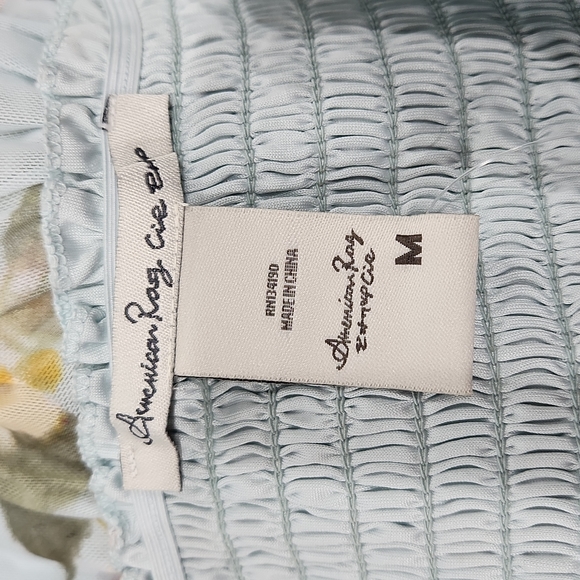 🆕️American Rag Top - Picture 4 of 5